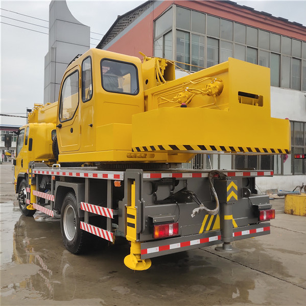 凱捷12噸汽車(chē)吊