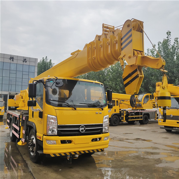 凱捷12噸汽車(chē)吊