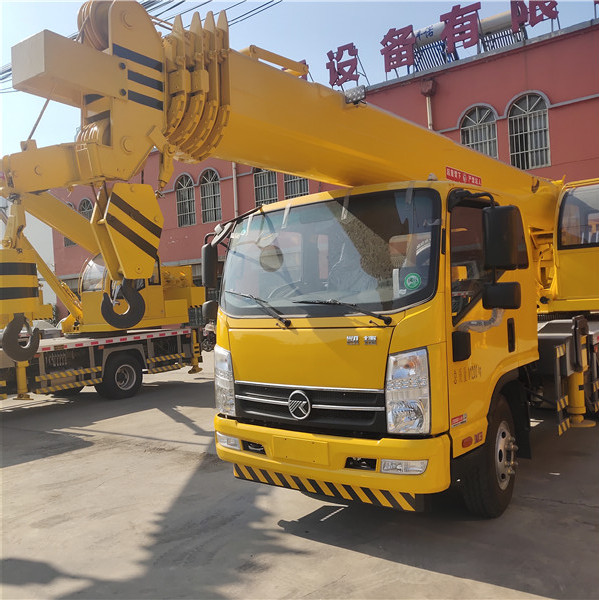 國六凱馬10噸汽車(chē)吊