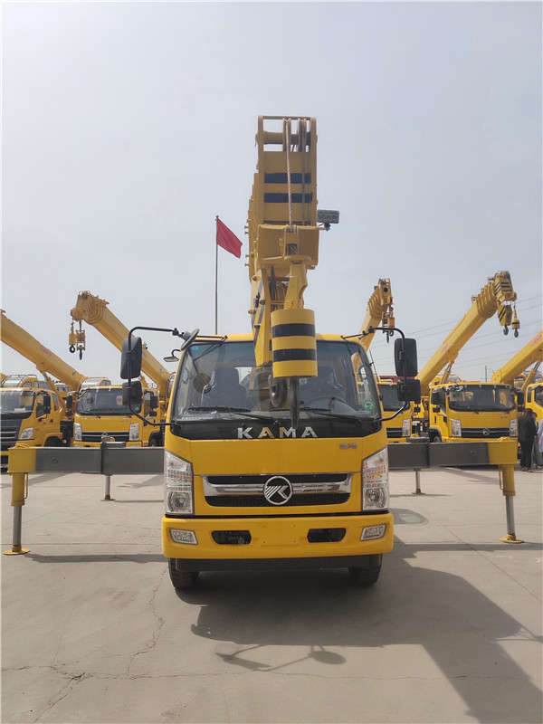 國五凱馬10噸汽車(chē)吊